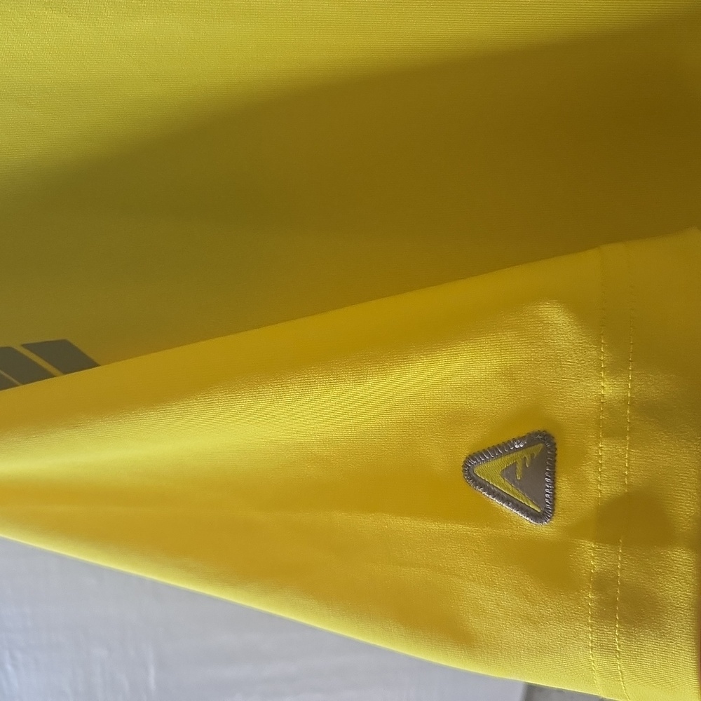 Mens yellow/gray golf shirt By Antigua. Good Condition. - Picture 6 of 10